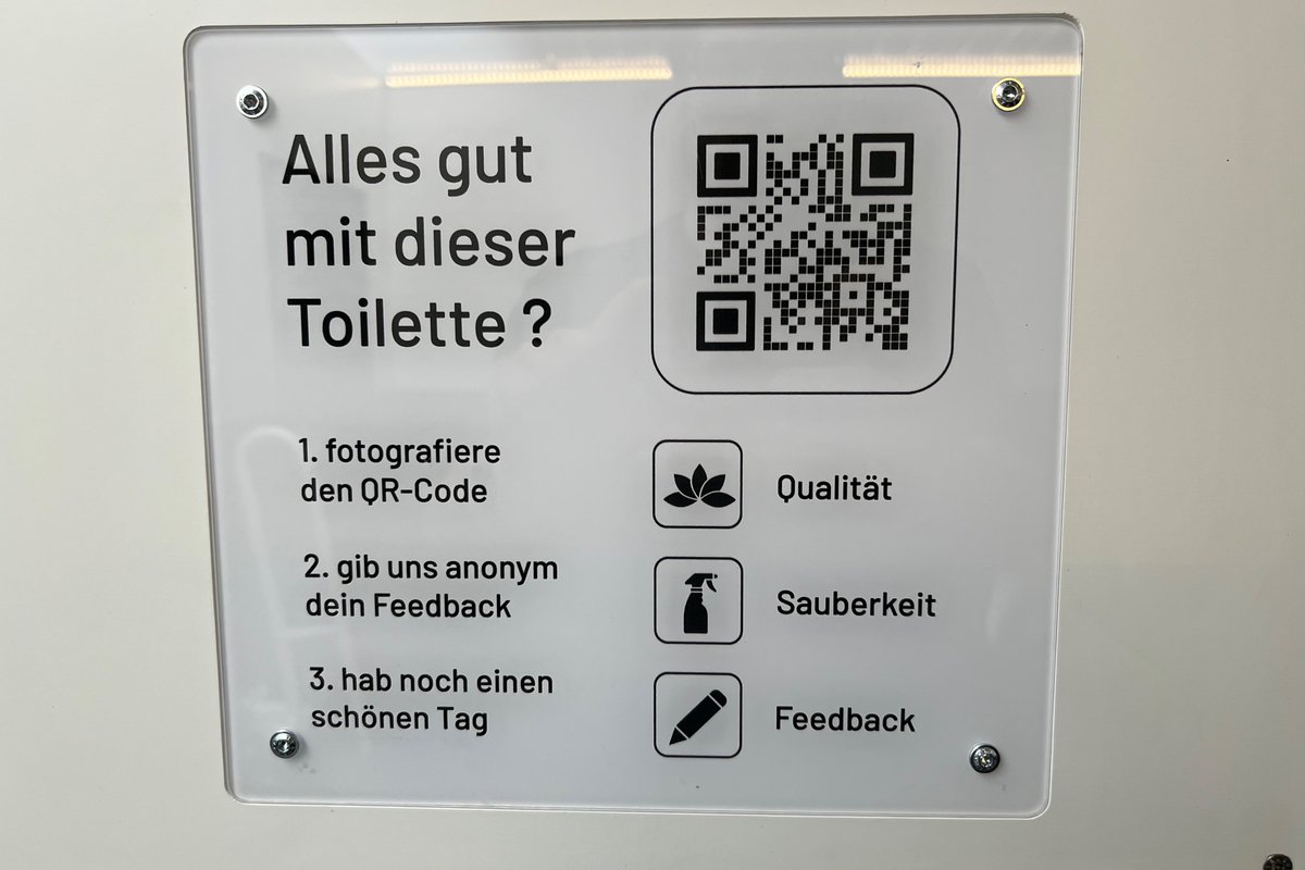 QR-Code zur Übermittlung von Feedback zum Zustand des öffentlichen WCs