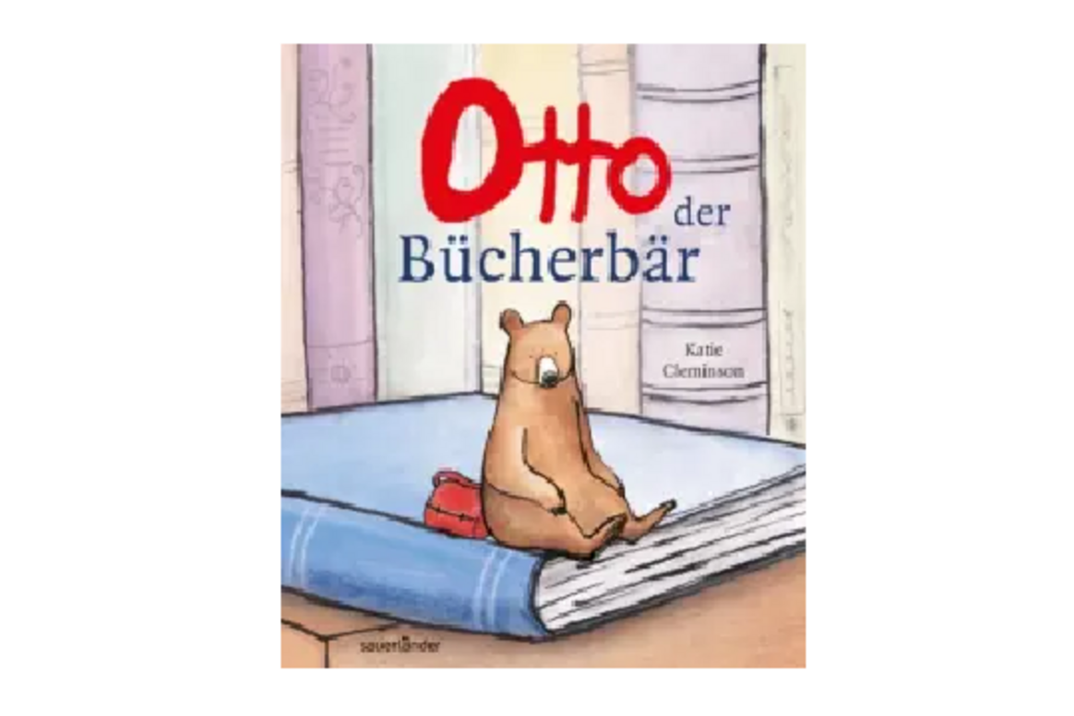 Buchcover, ein brauner Zeichentrickbär sitzt auf einem blauen Buch
