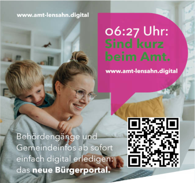 Eine junge Frau mit Kind auf dem Arm verweist auf das Bürgerportal